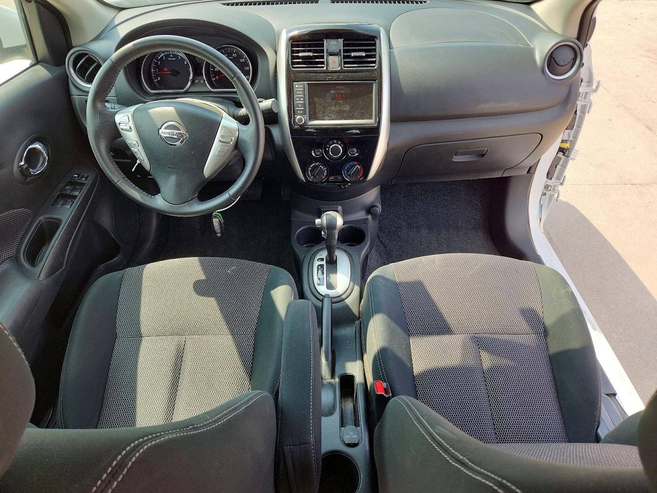 Nissan Versa Sv