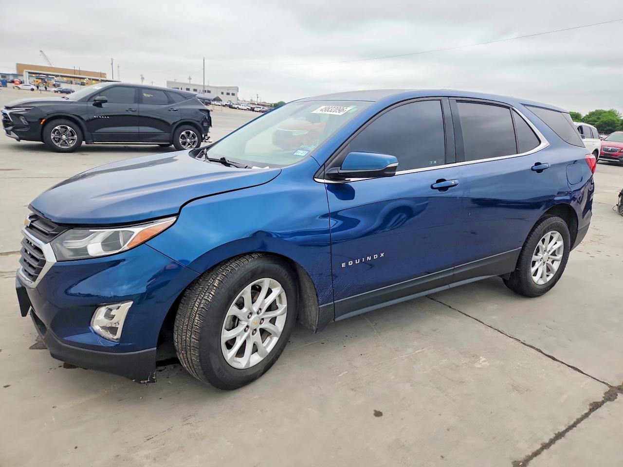 Salvage Chevrolet Equinox Image