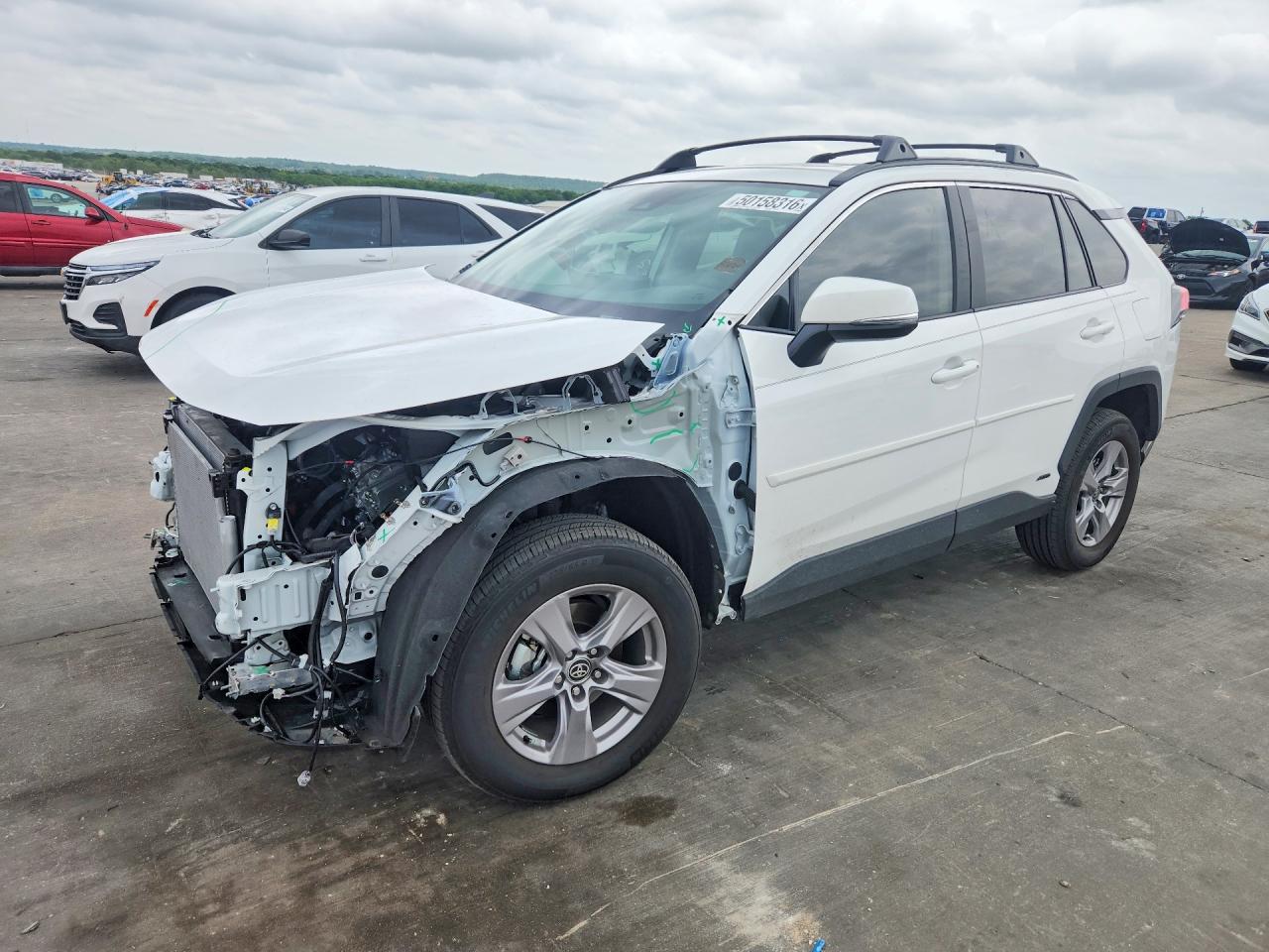 Salvage Toyota RAV4 Image