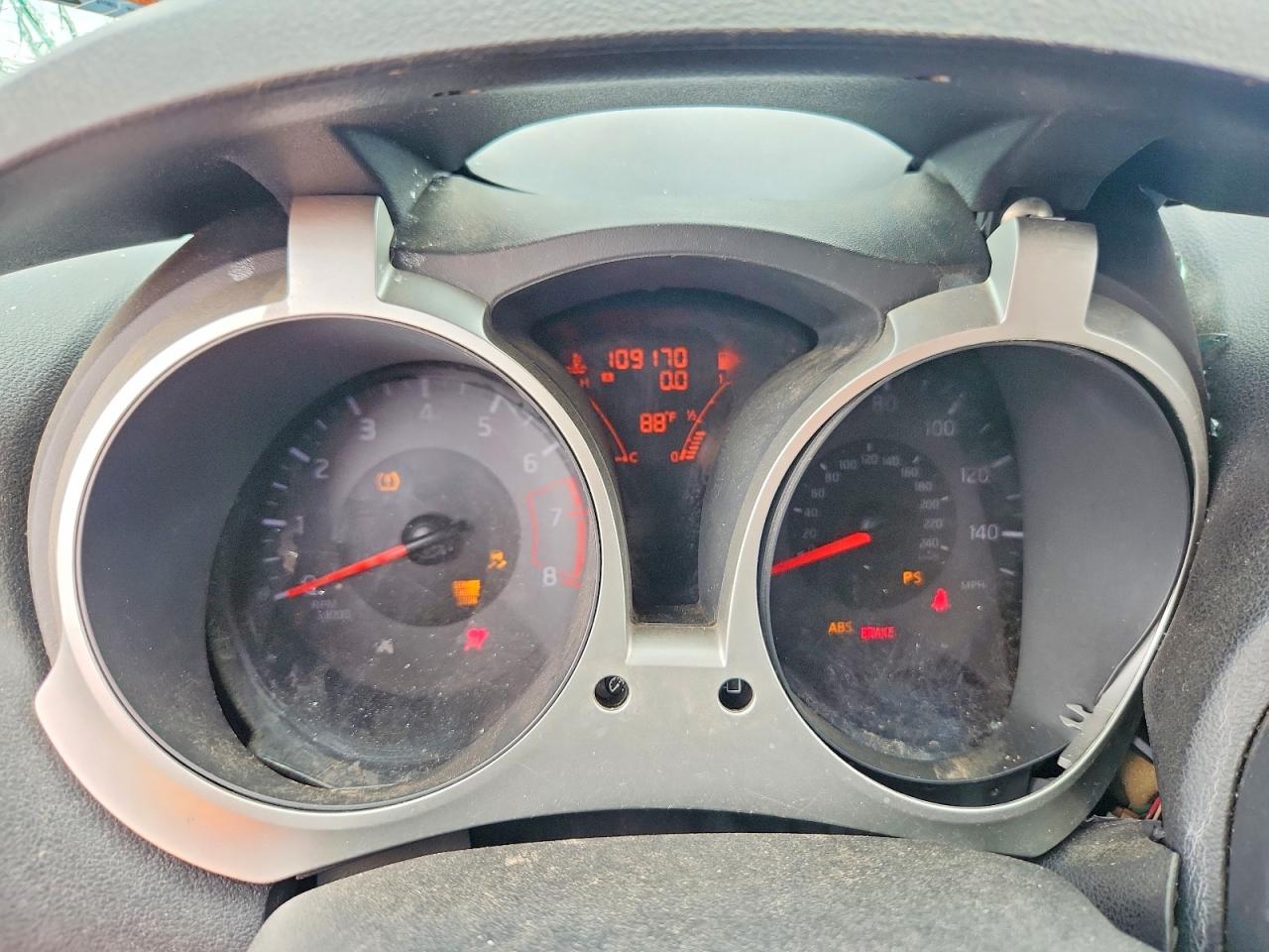 Nissan JUKE S