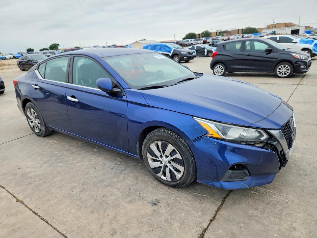 Nissan Altima S
