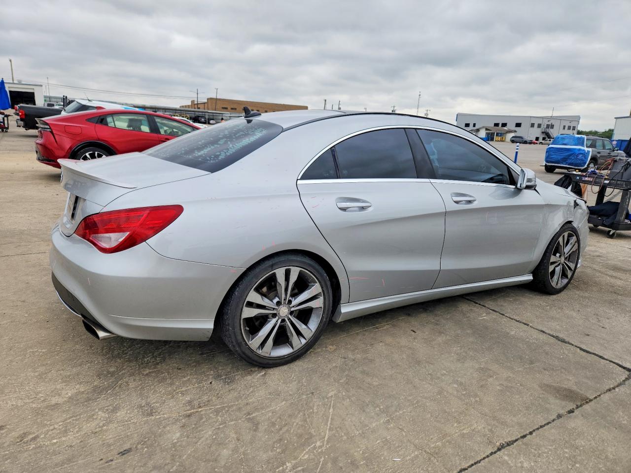 Mercedes-Benz Cla-class 250