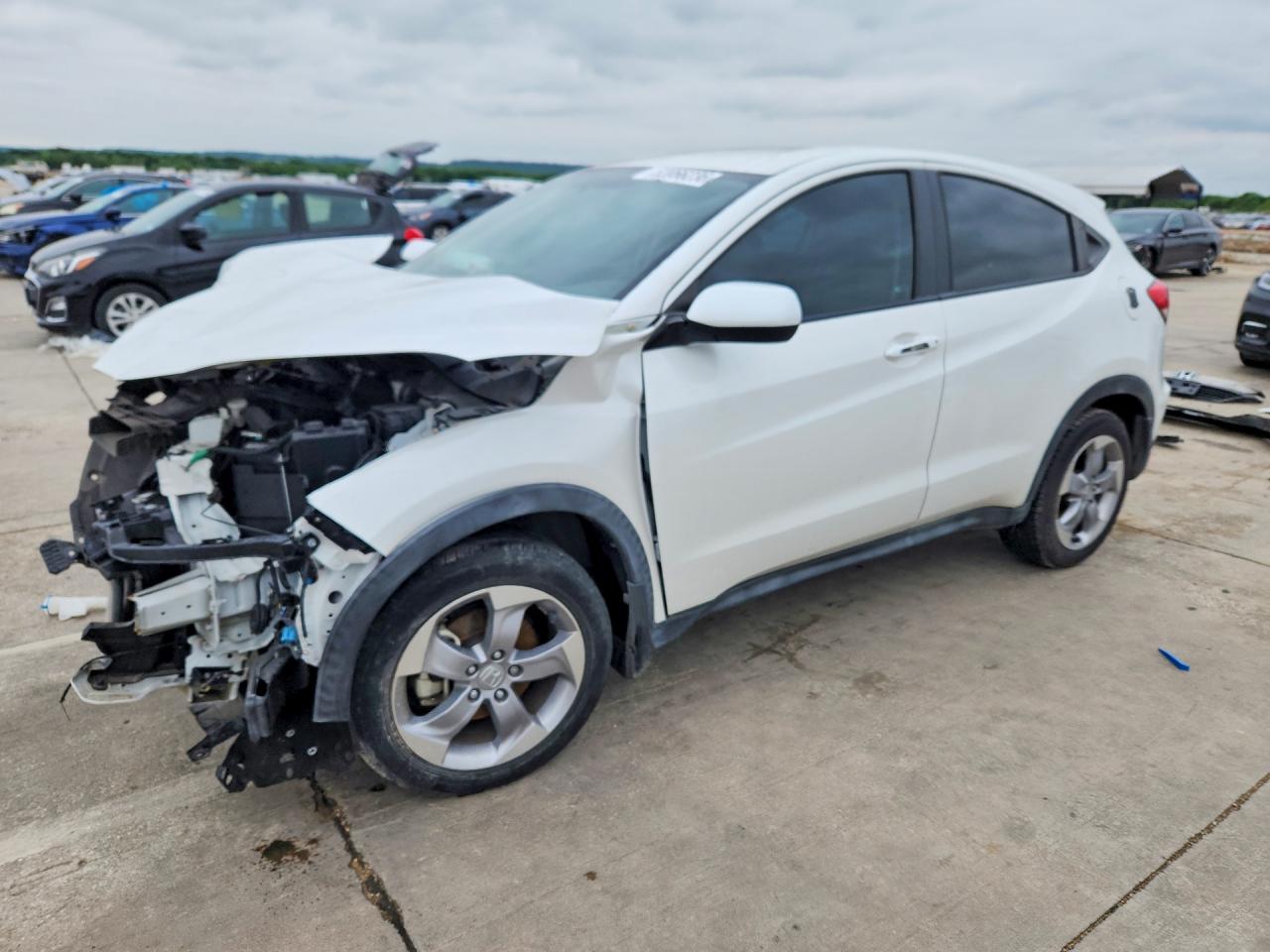 Salvage Honda HR-V Image
