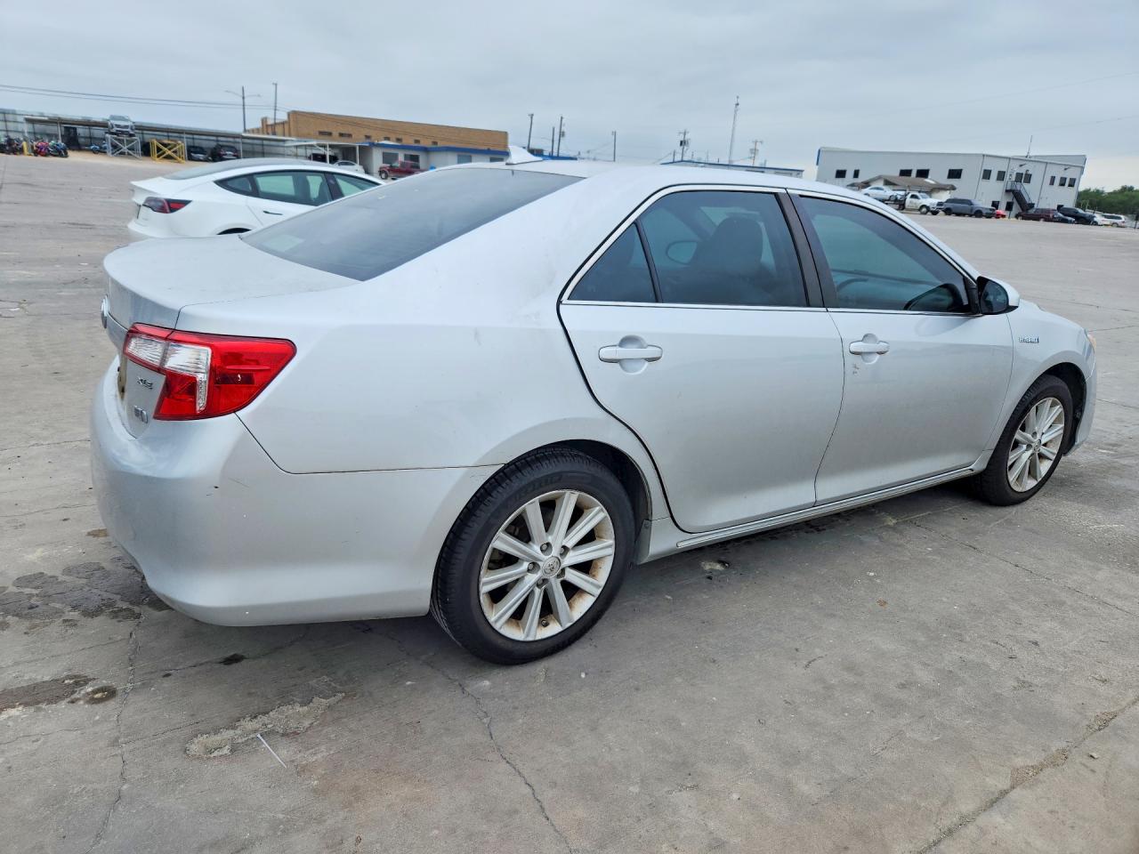 Toyota Camry Xle