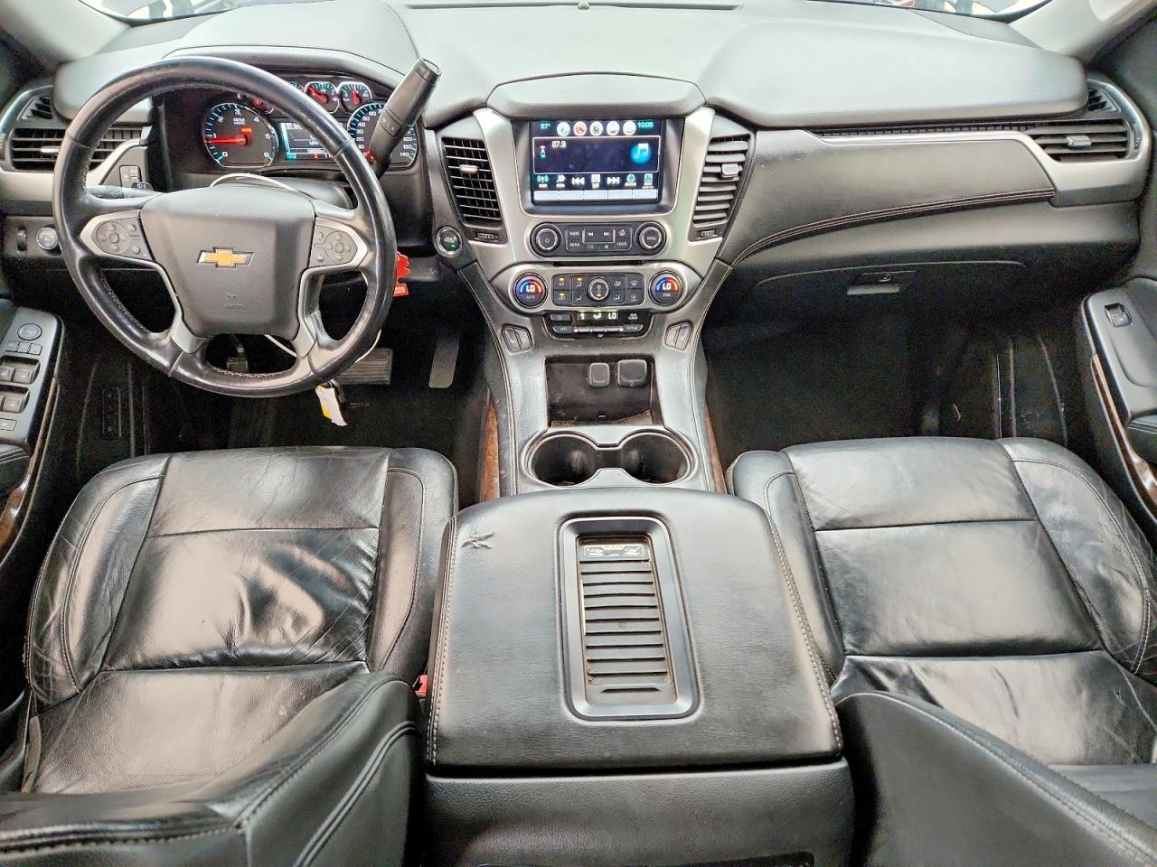 Chevrolet Suburban C1500 Lt