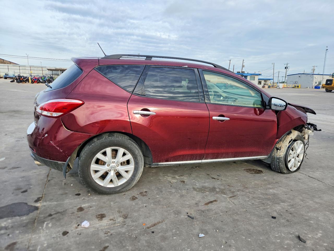 Nissan Murano S