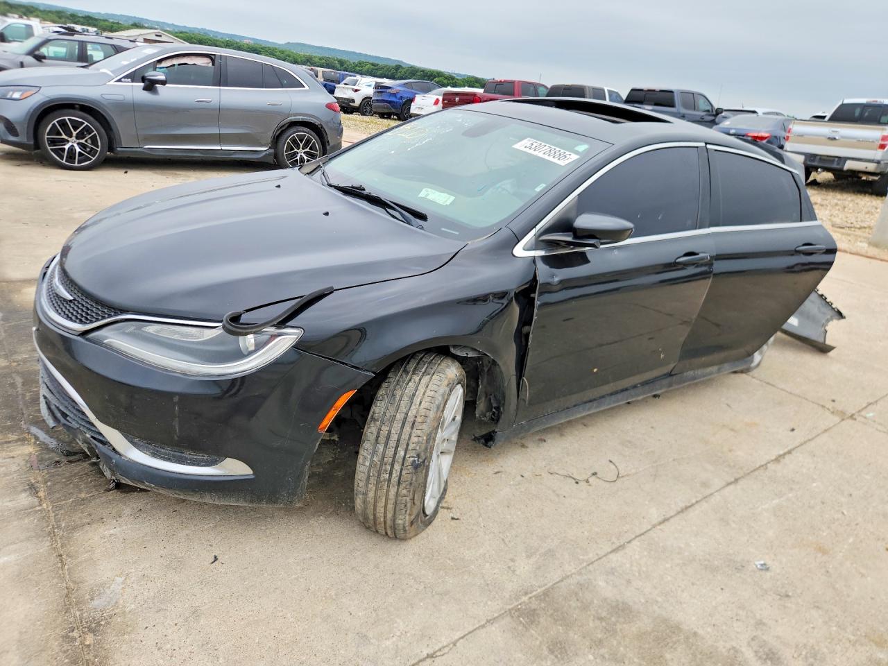 Salvage Chrysler 200 Image