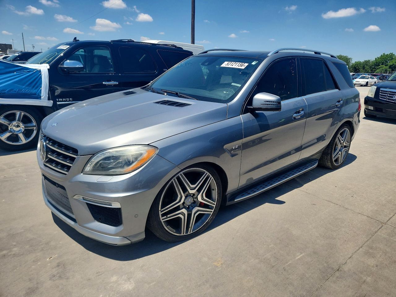 Salvage Mercedes-Benz M-Class Image