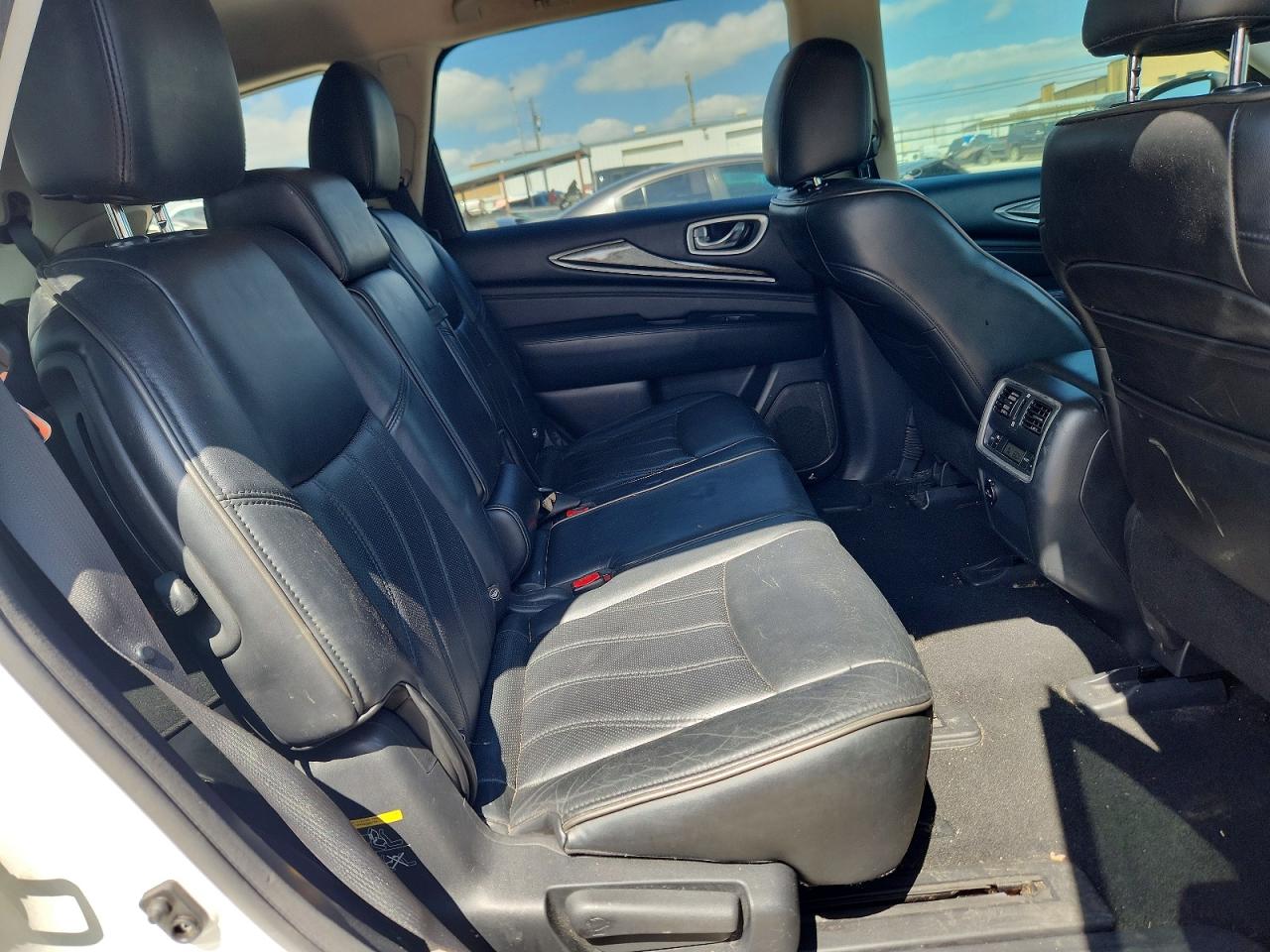 INFINITI Qx