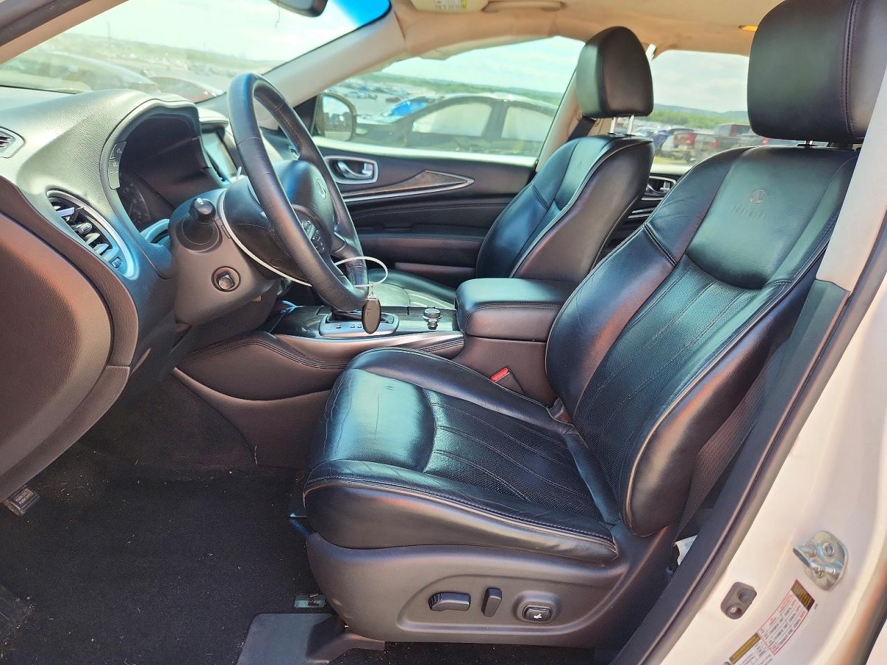 INFINITI Qx