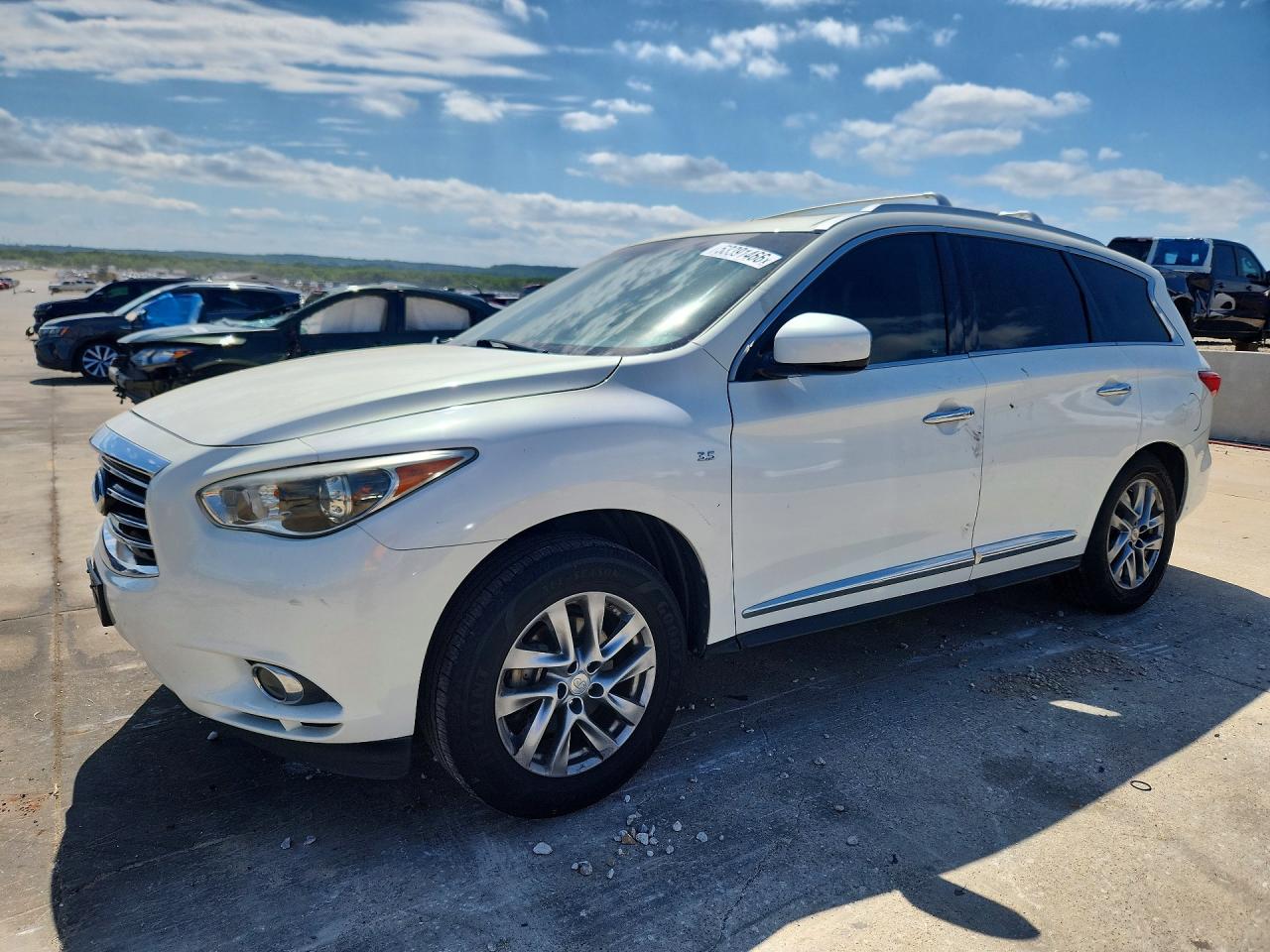 Salvage INFINITI Qx Image