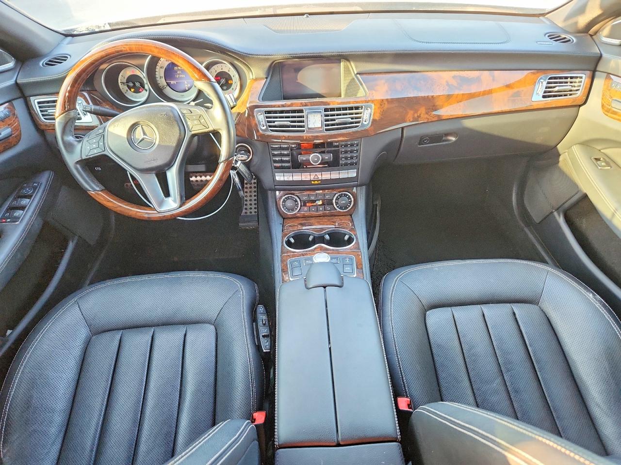 Mercedes-Benz Cls-class 550