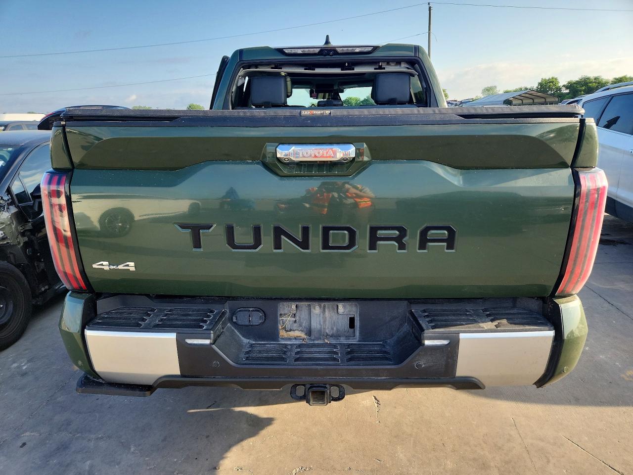 Toyota Tundra Limited Hv