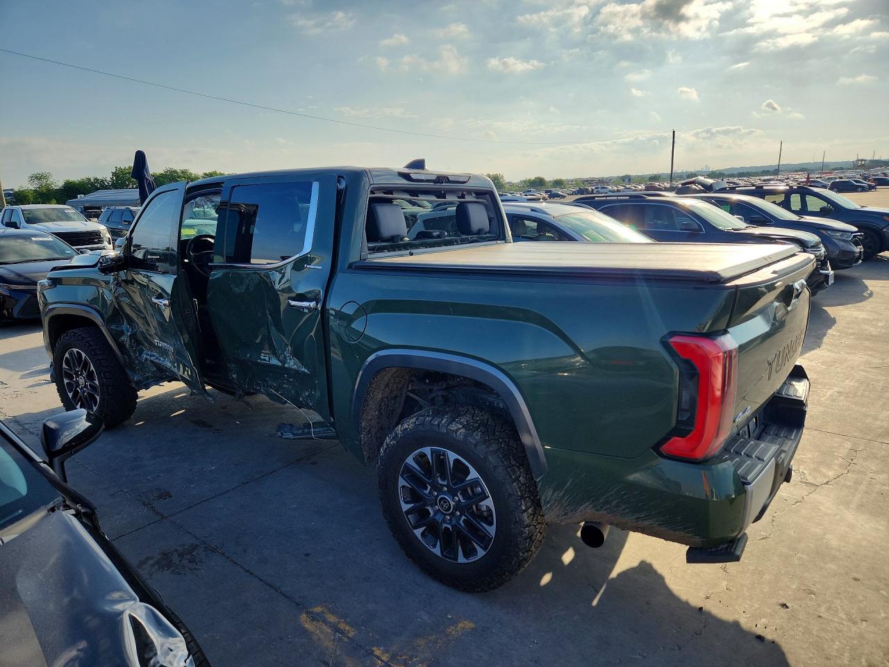 Toyota Tundra Limited Hv