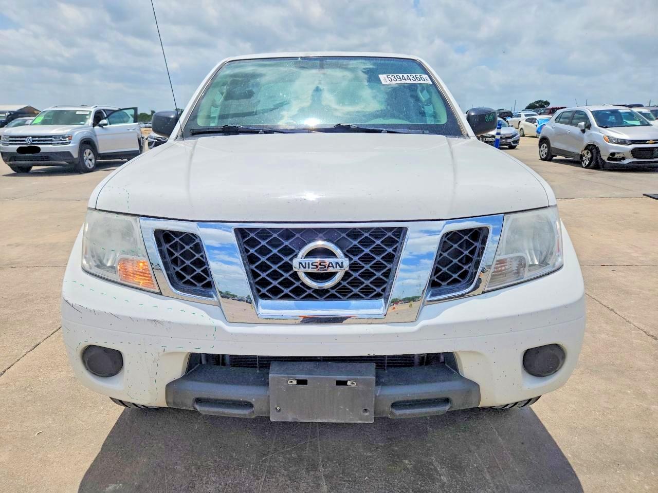 Nissan Frontier S