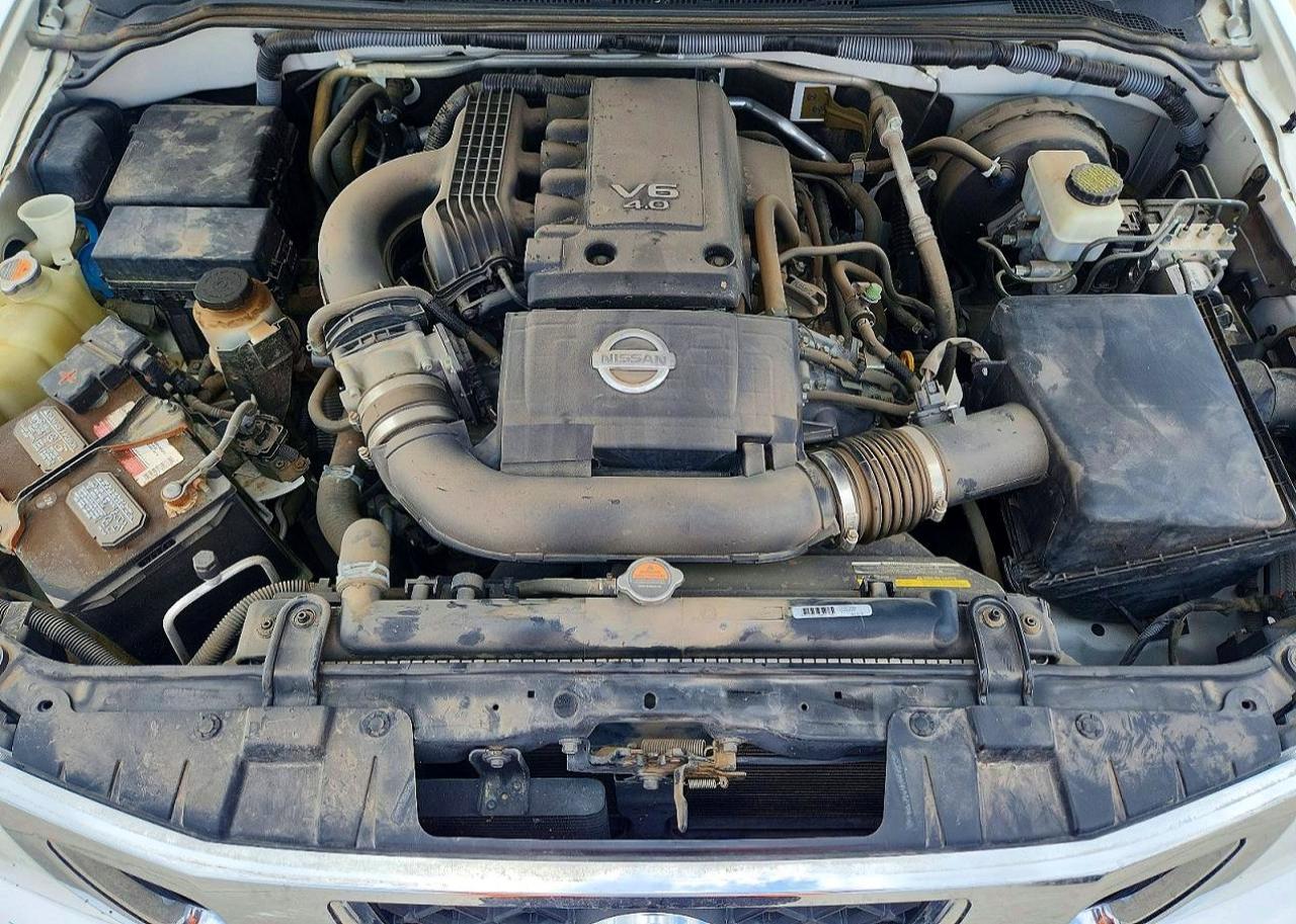 Nissan Frontier S