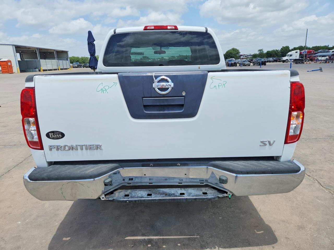 Nissan Frontier S