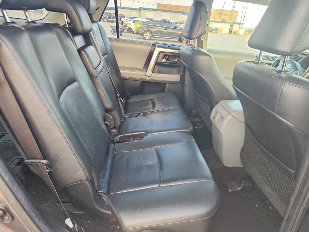 Toyota 4Runner Sr5