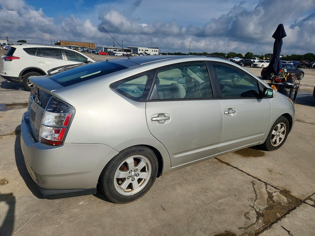 Toyota Prius Base
