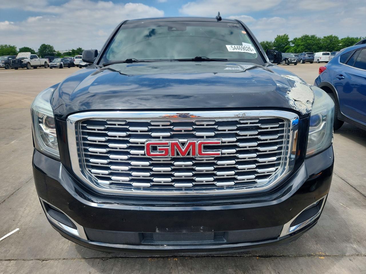 GMC Yukon Denali