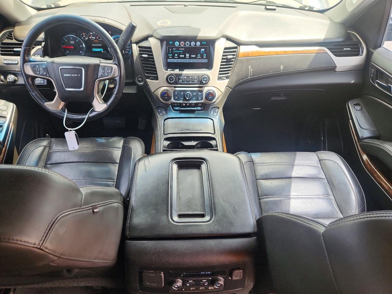 GMC Yukon Denali