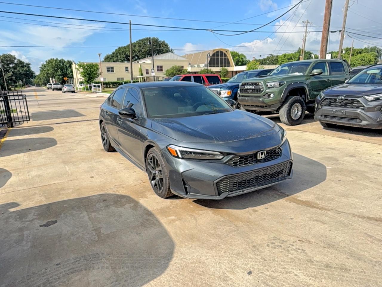 Salvage Honda Civic Image