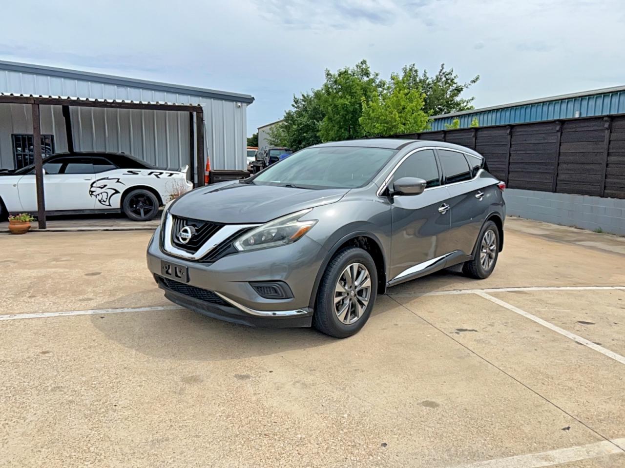 Nissan Murano S