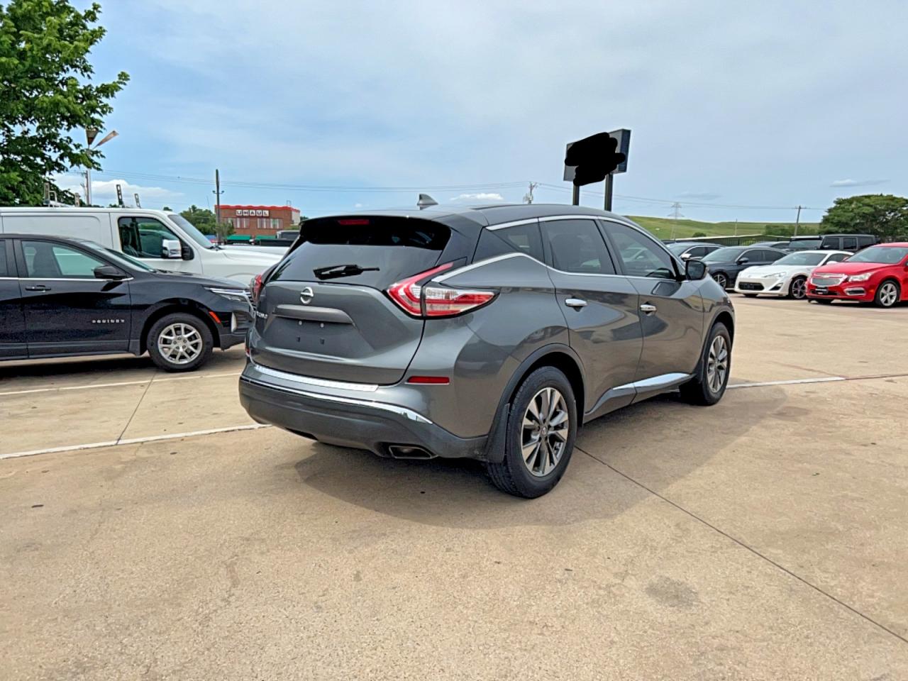 Nissan Murano S