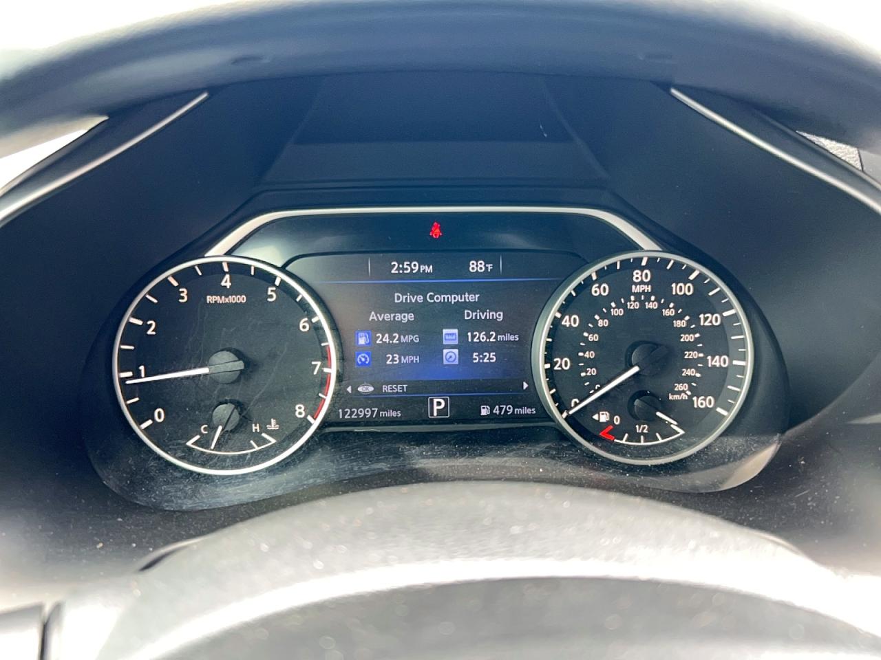 Nissan Murano S