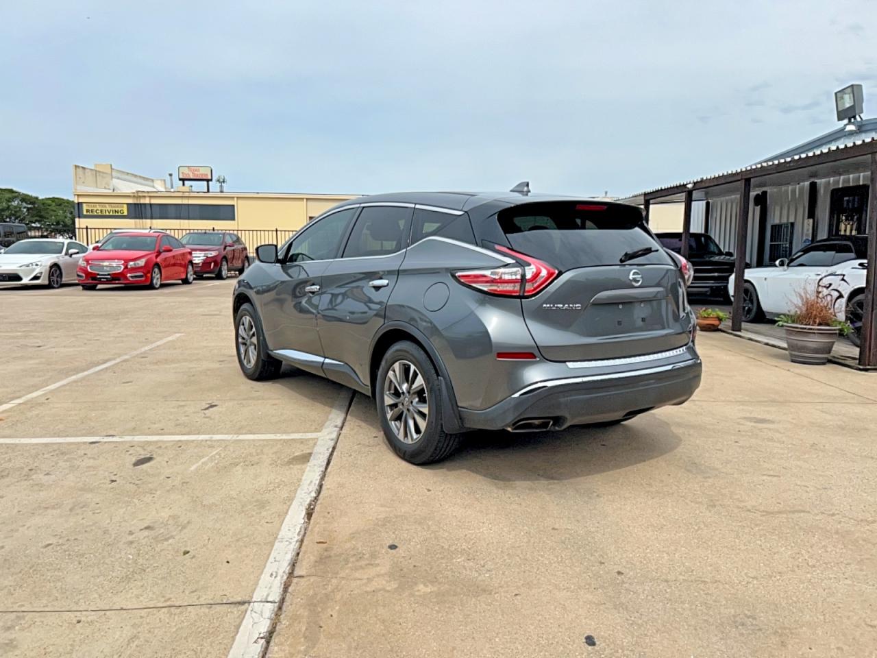 Nissan Murano S