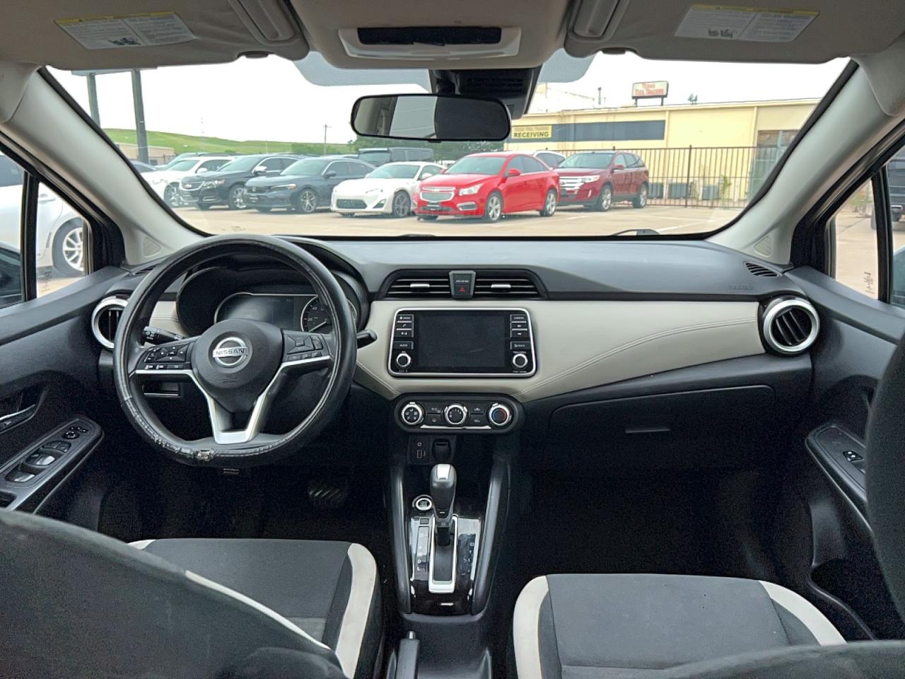 Nissan Versa Sv
