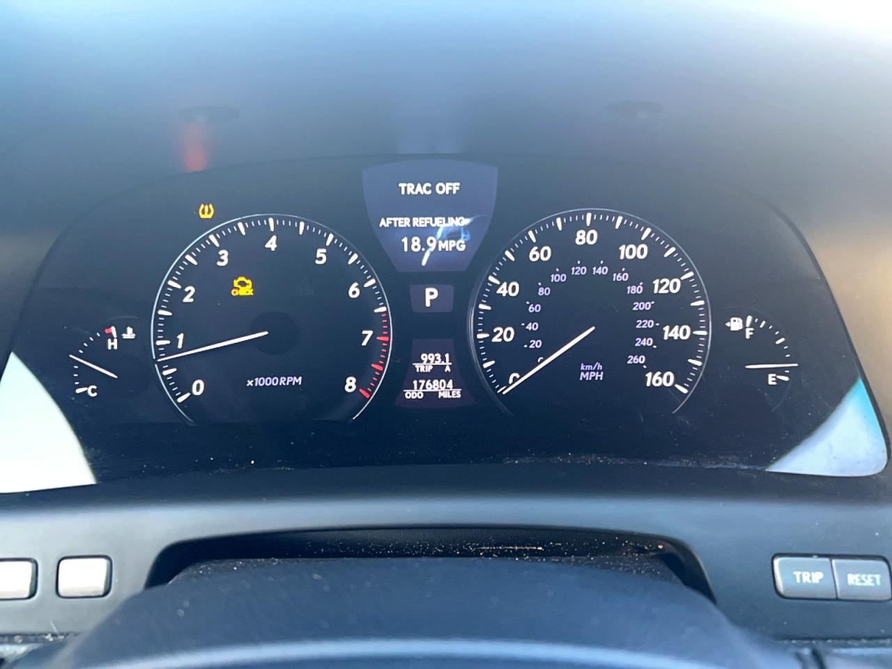 Lexus LS Base
