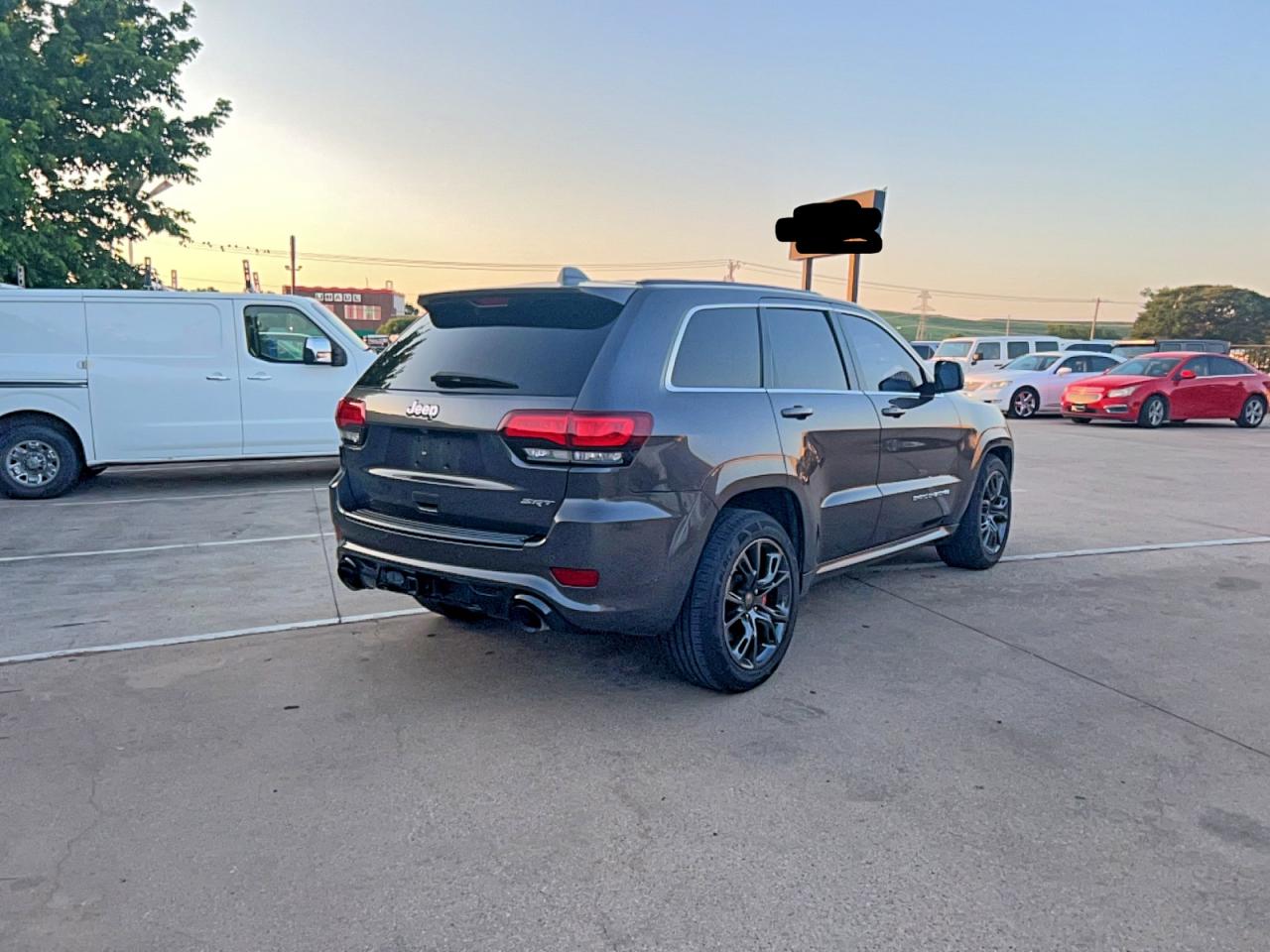 Jeep Grand Cherokee Srt-8