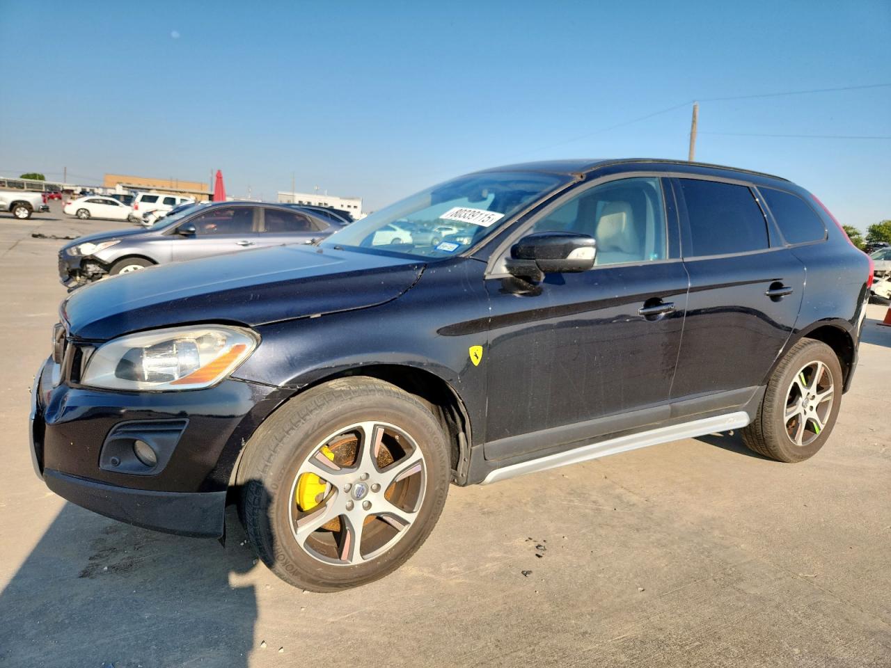 Salvage Volvo XC60 Image