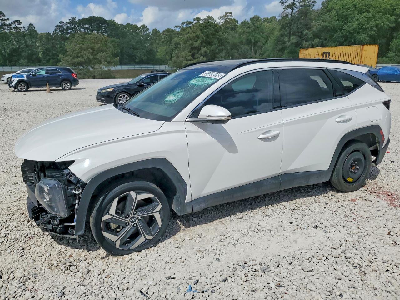 Salvage Hyundai TUCSON Image