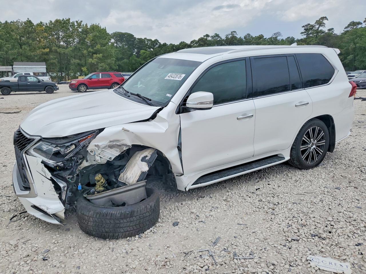 Salvage Lexus Lx570 Image