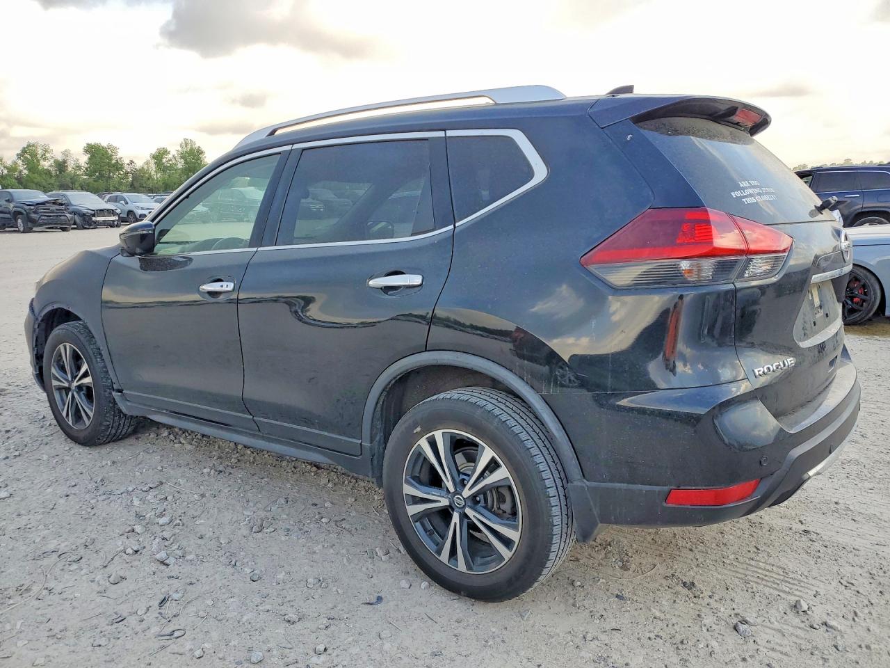 Nissan Rogue Sv