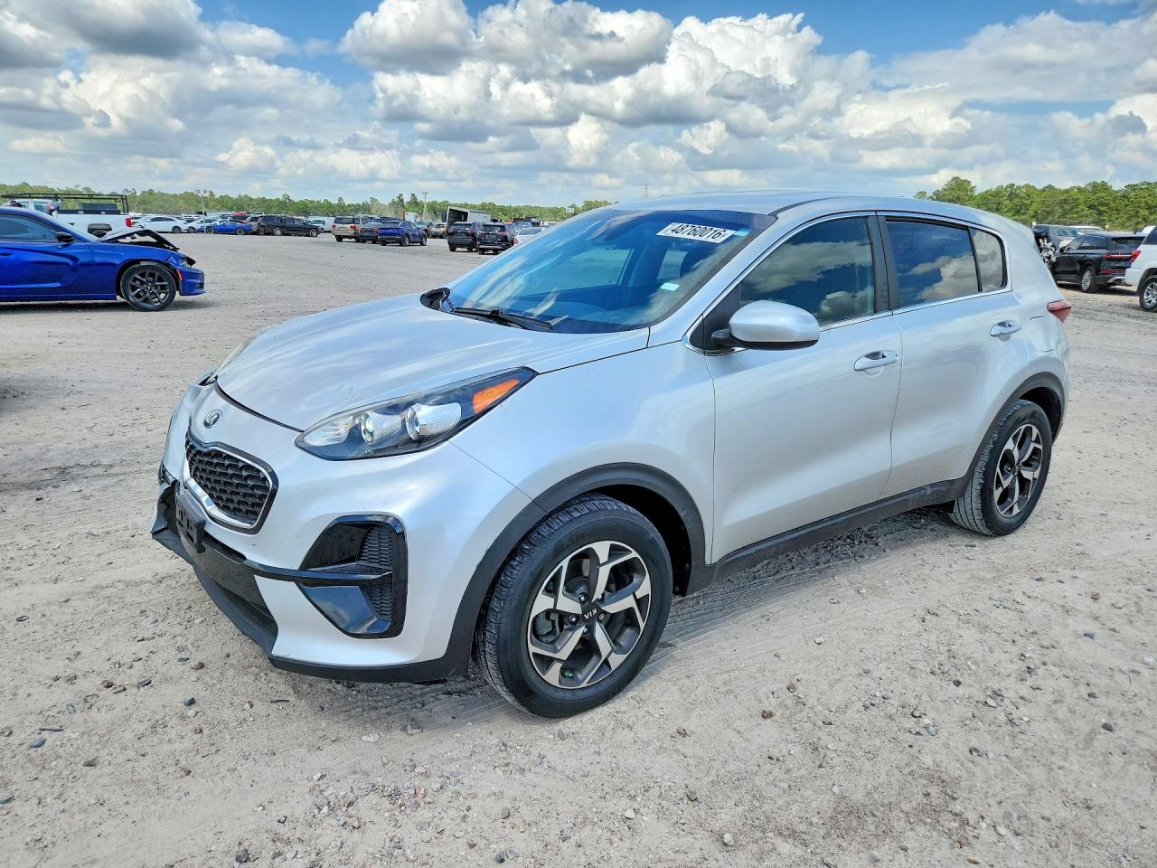 Salvage Kia Sportage Image