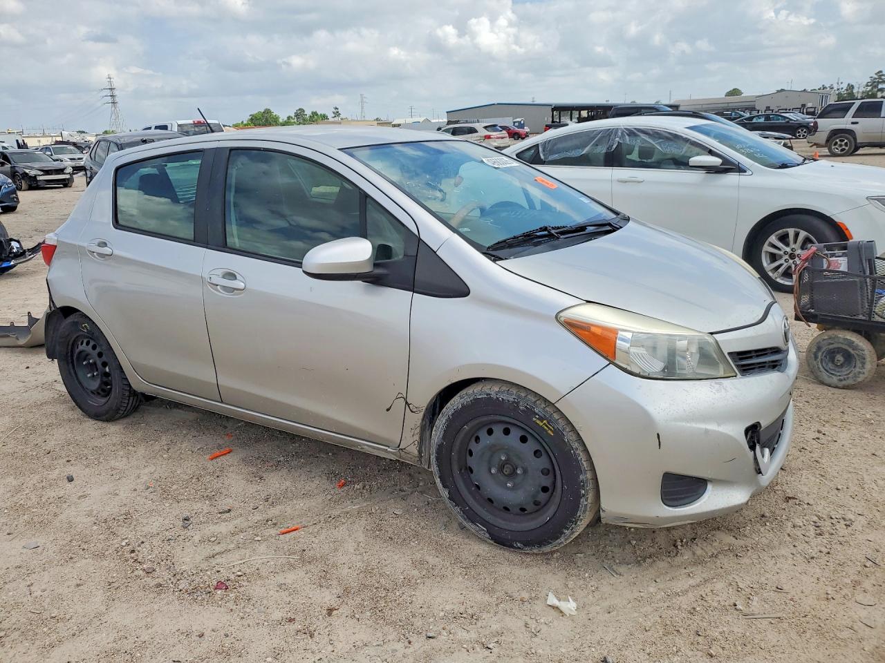 Toyota Yaris 5-door Le
