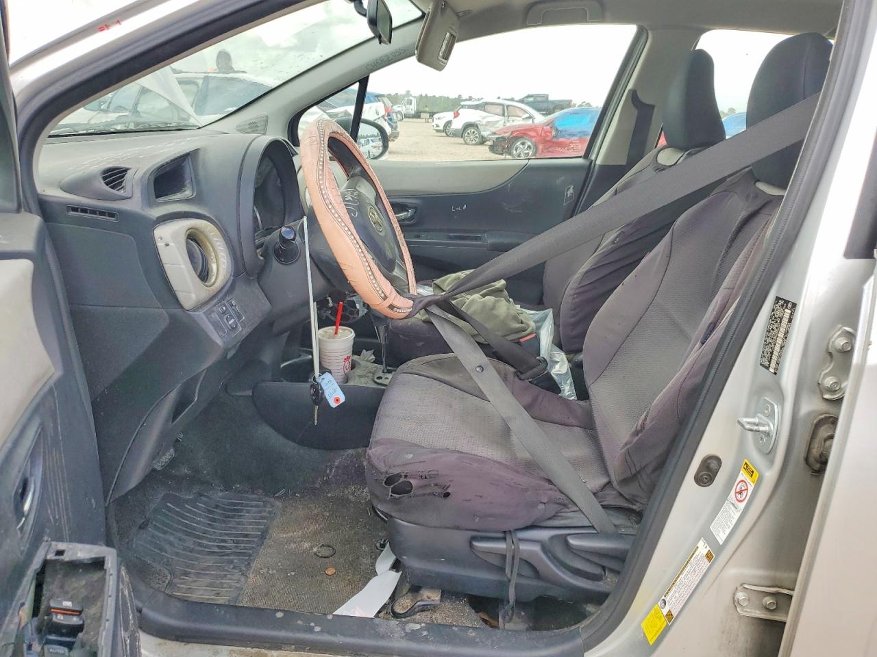 Toyota Yaris 5-door Le