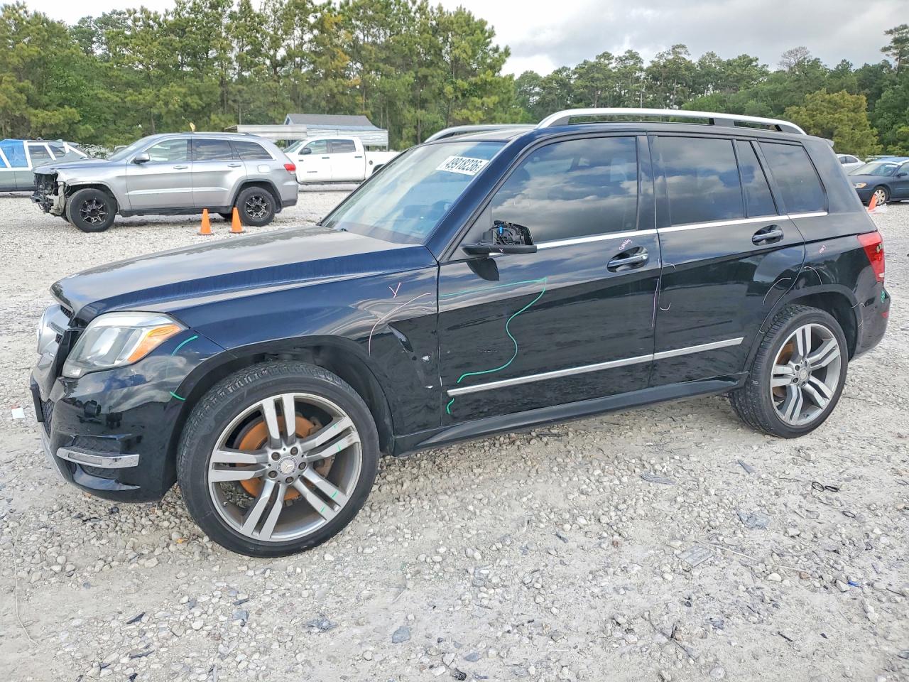 Salvage Mercedes-Benz GLK Image