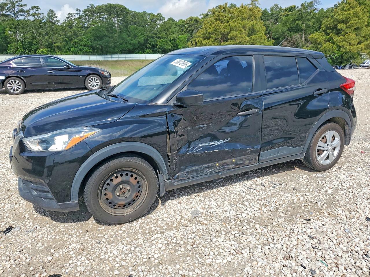 Salvage Nissan Kicks Image