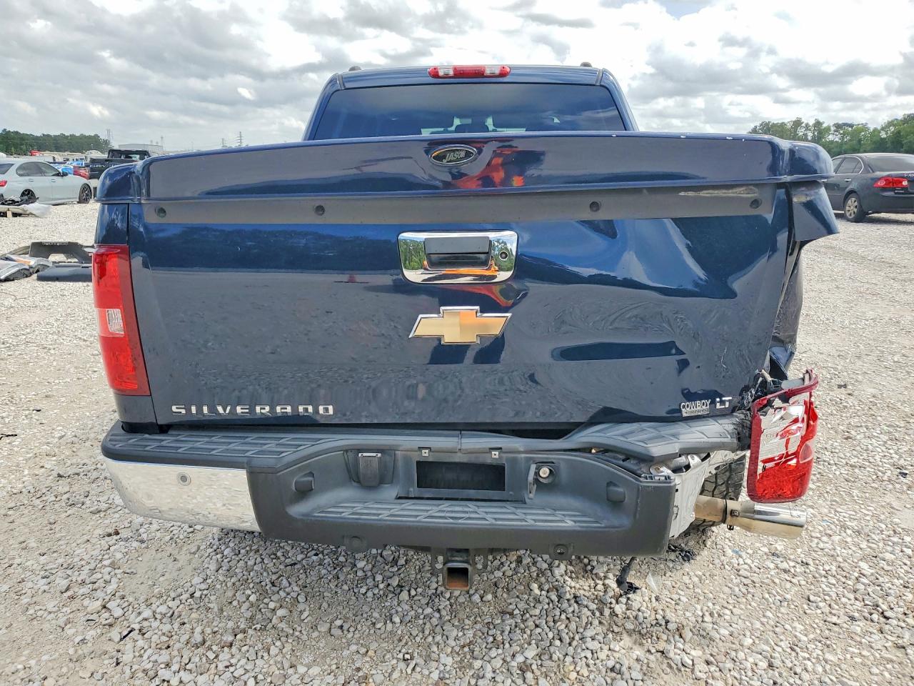 Chevrolet Silverado C1500 Crew Cab