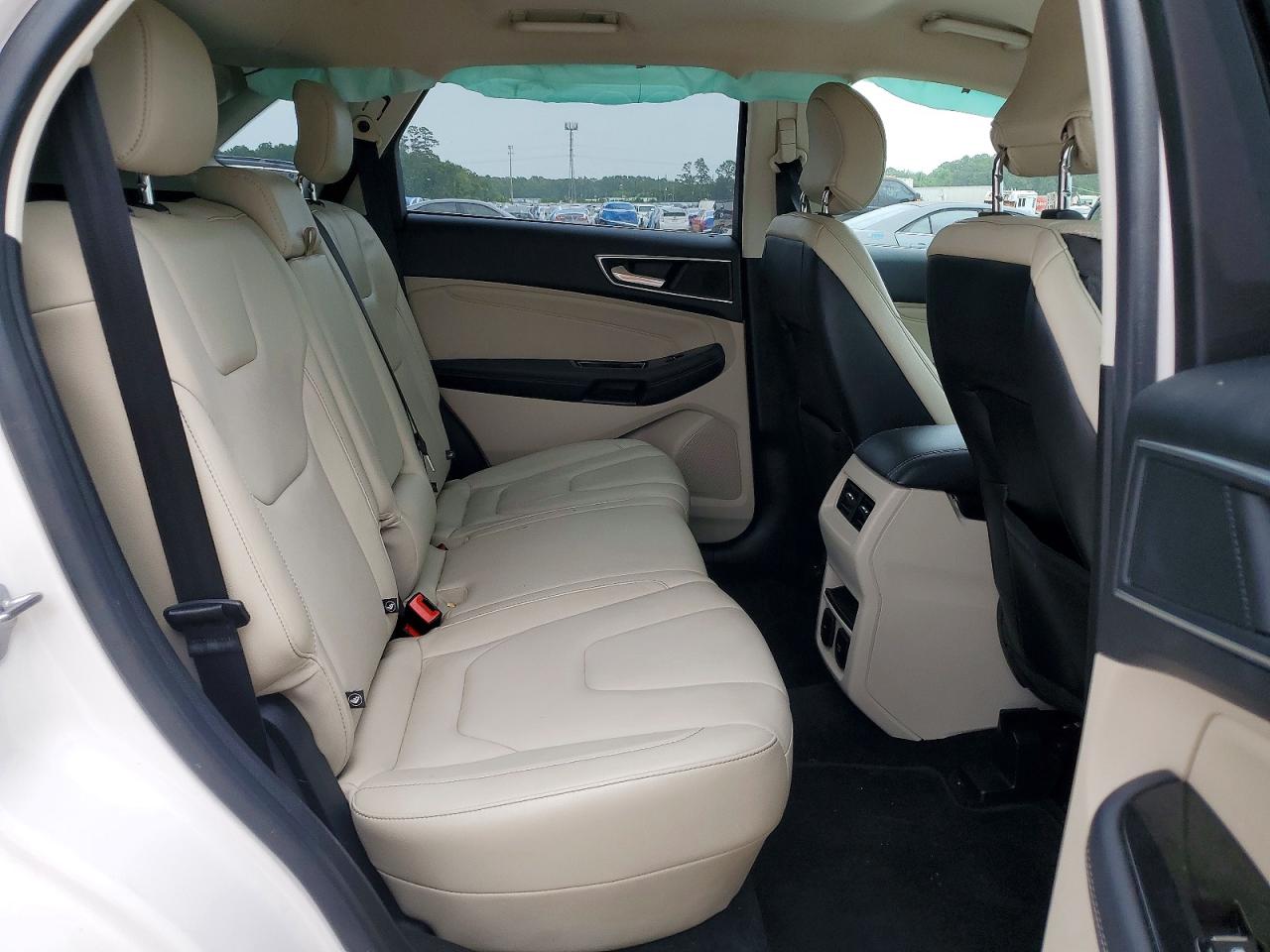 Ford Edge Titanium