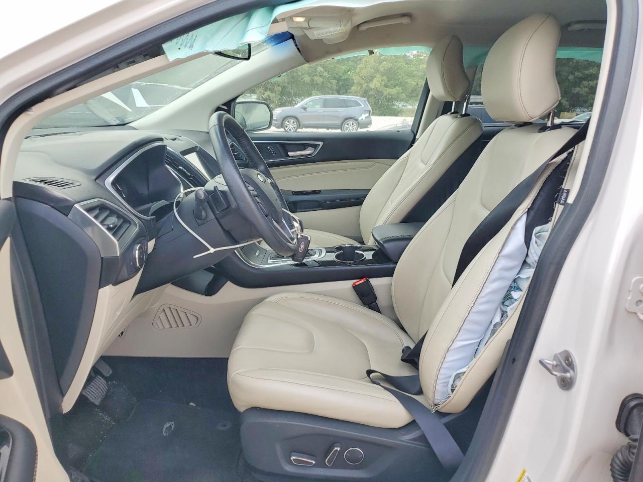 Ford Edge Titanium