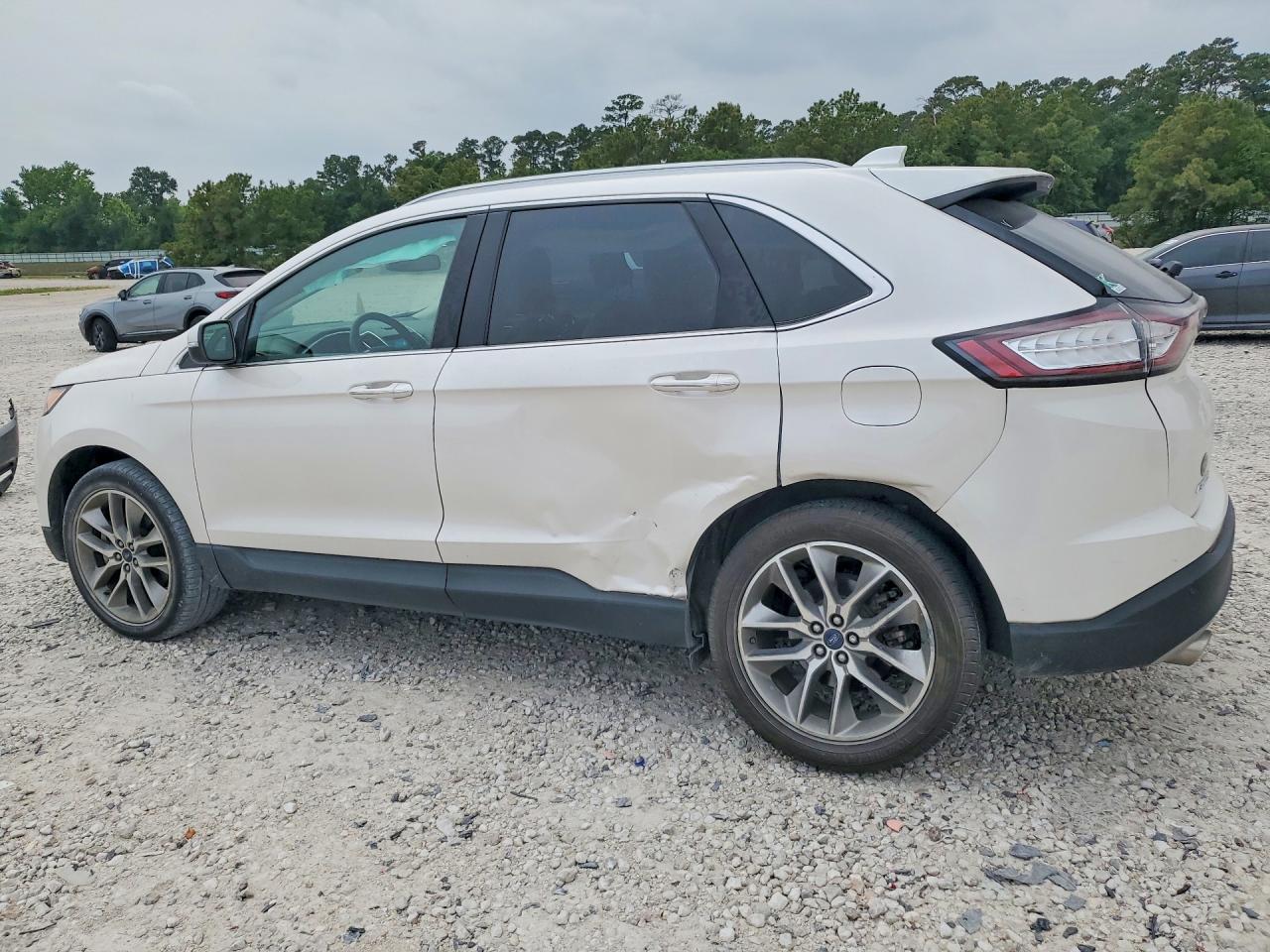 Ford Edge Titanium
