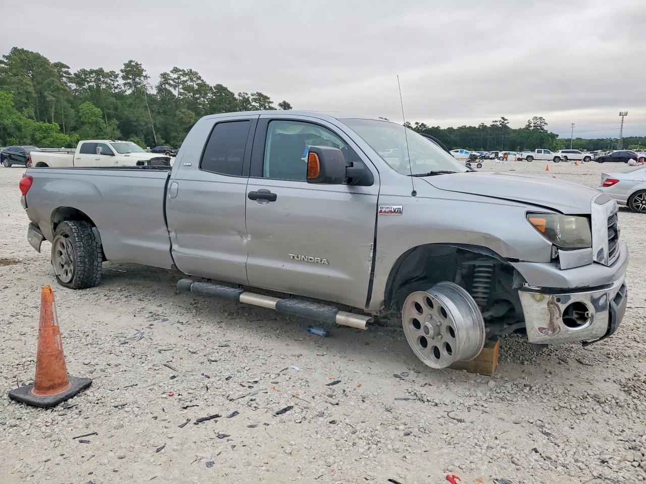 Toyota Tundra Double Cab Sr5