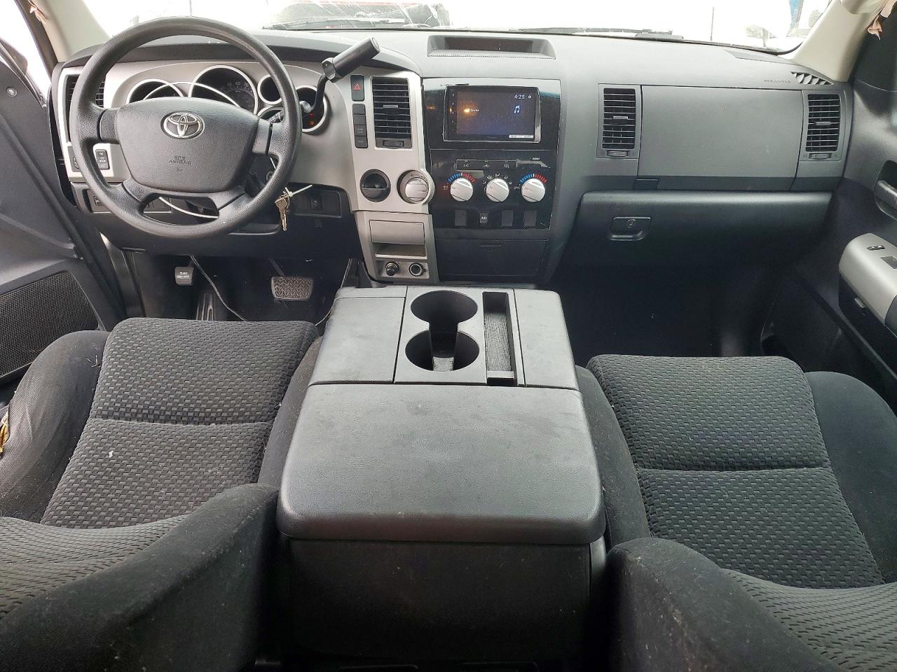 Toyota Tundra Double Cab Sr5