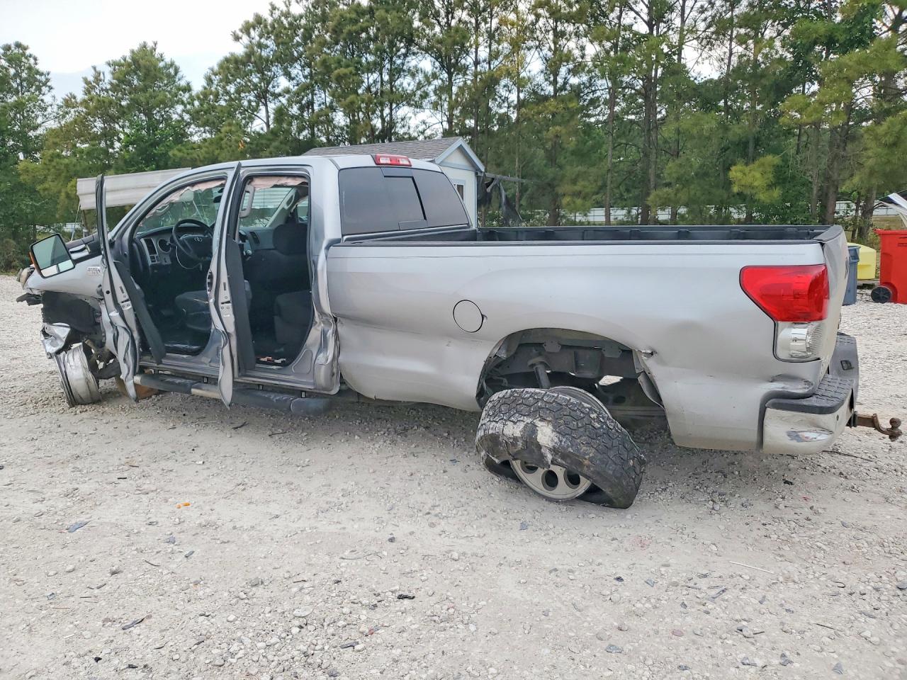 Toyota Tundra Double Cab Sr5