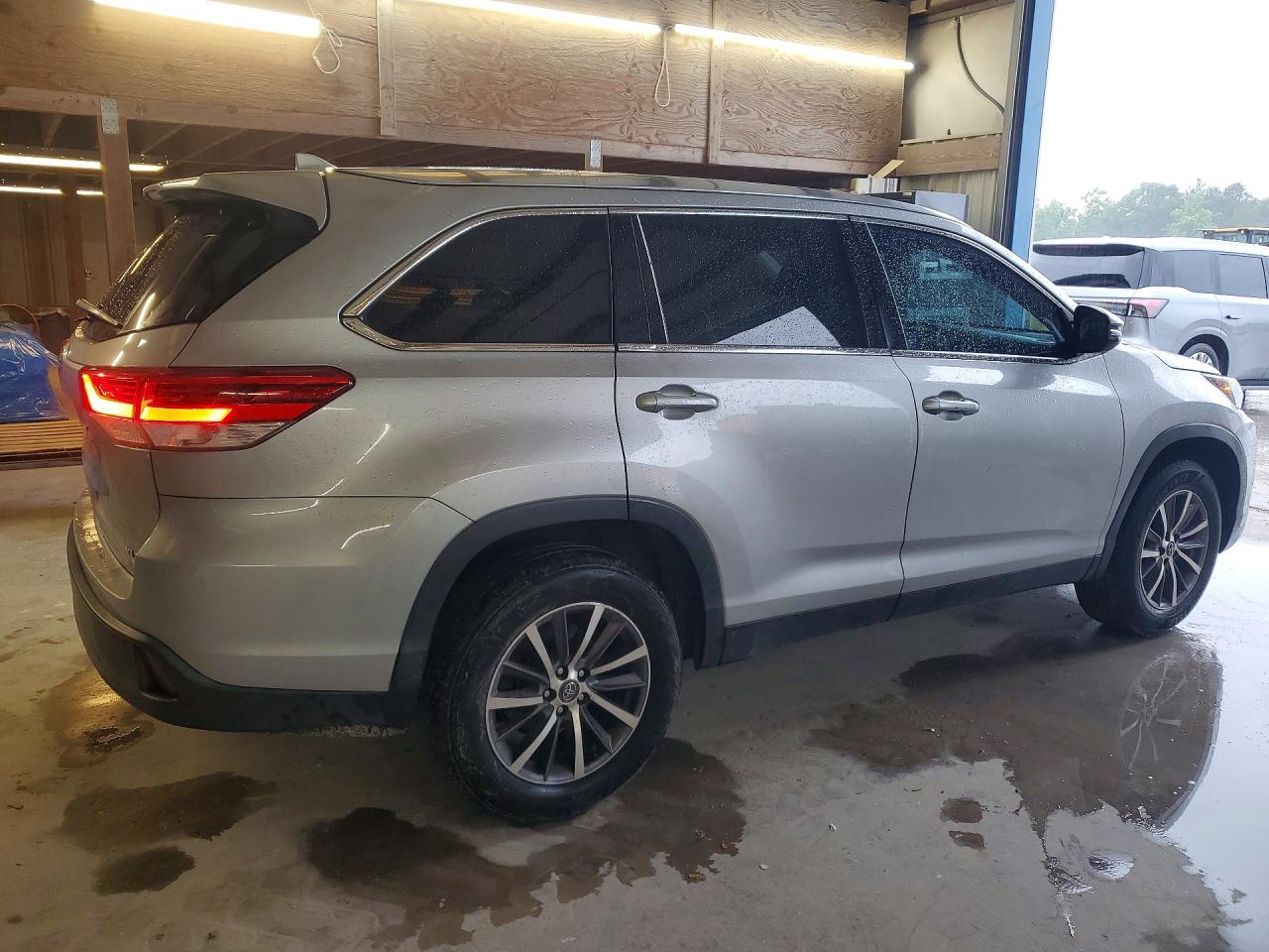 Toyota Highlander Xle